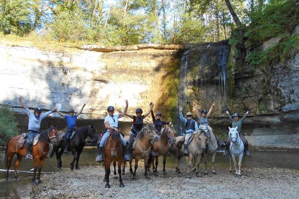 Randonnée à cheval dans le jura