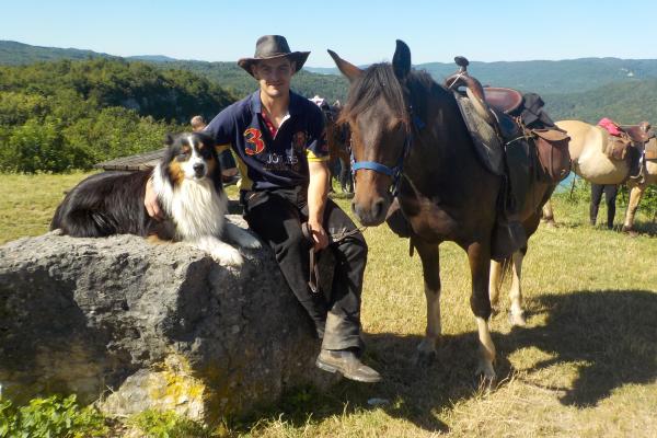 Randonnée à cheval dans le jura