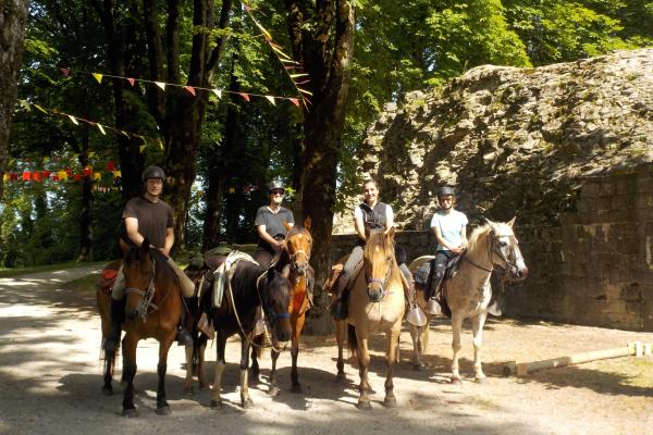 Randonnée à cheval dans le jura